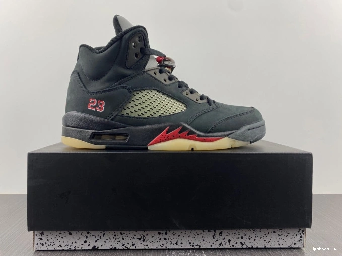 Retro Gore-Tex DR0092-001 Off-Noir Jordan 5 0410